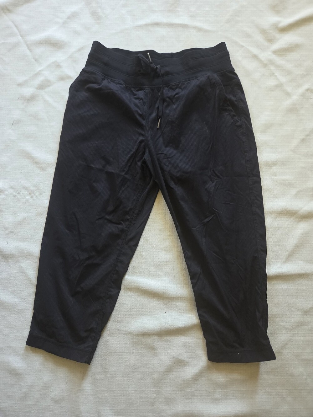 Lululemon Dance Studio Capris, Size 6